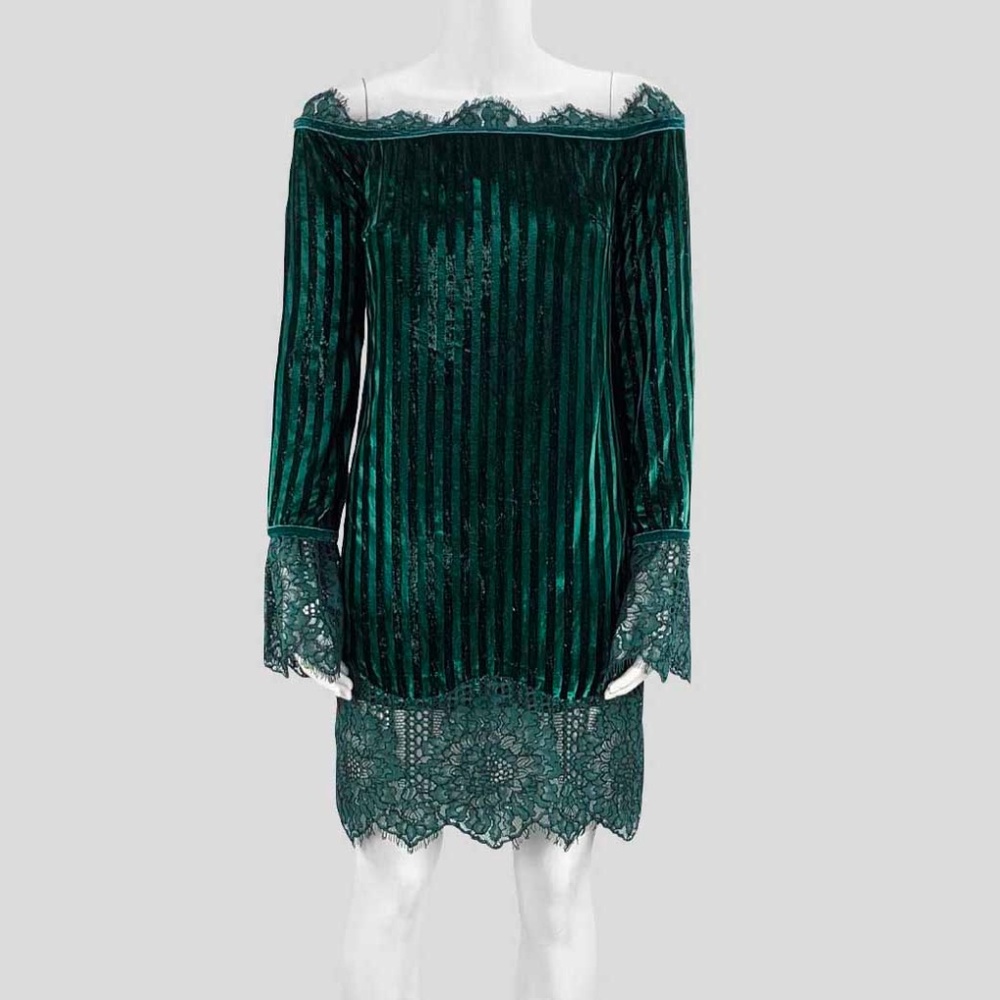 Tadashi Shoji